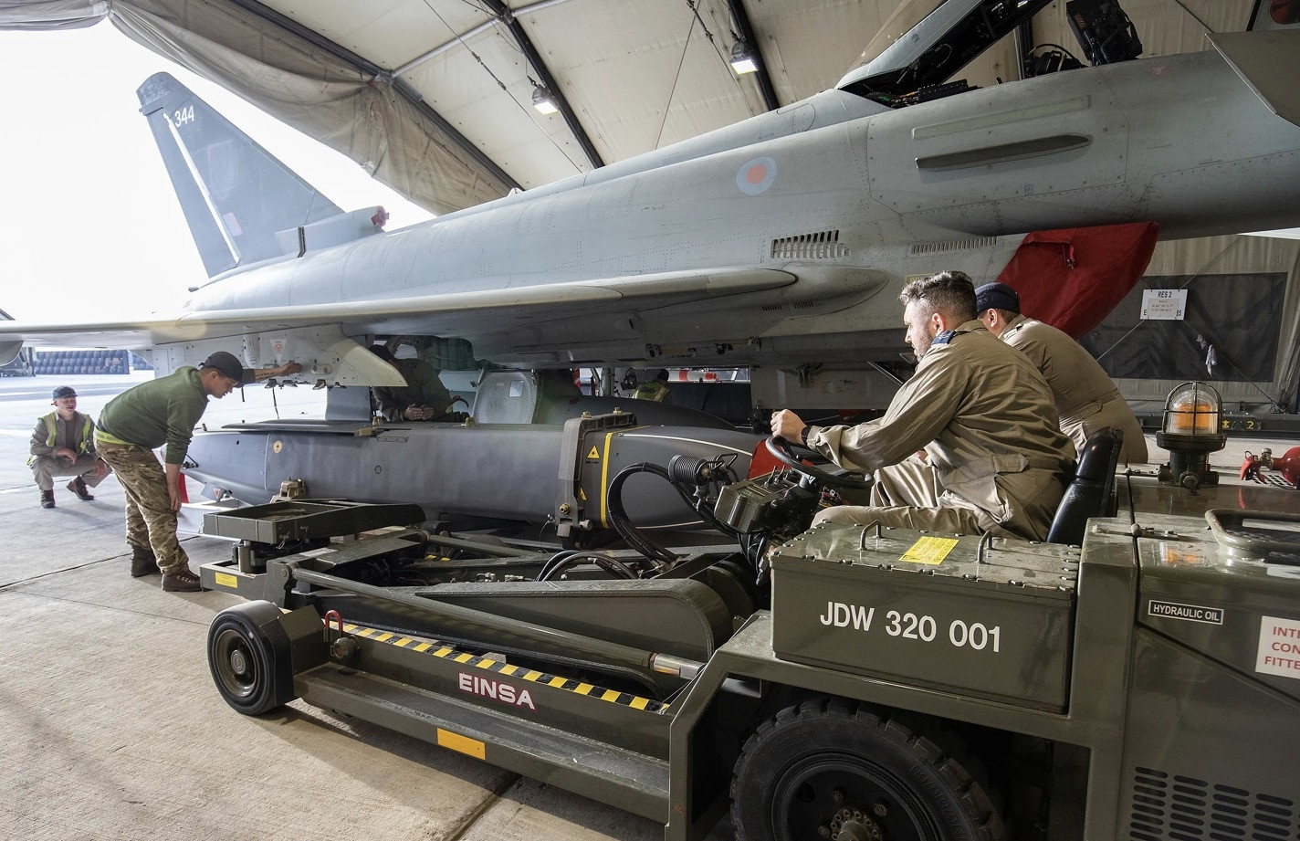 Anh chuyển thêm tên lửa tầm xa cho Ukraine, Nga cảnh báo hậu quả