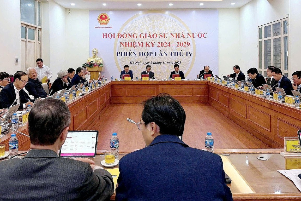 Chính thức công bố danh sách GS, PGS năm 2025: Giáo sư trẻ nhất 39 tuổi