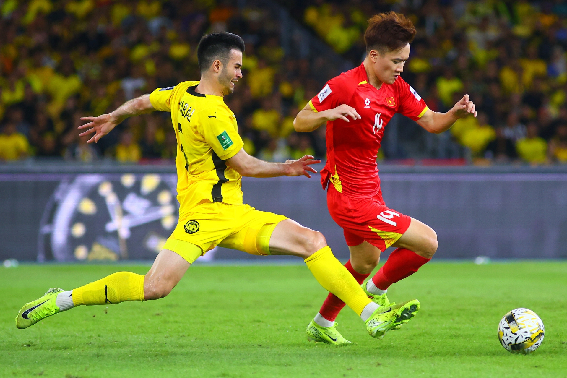 FIFA giữ nguyên án phạt Malaysia: Tòa án cũng khó cứu FAM