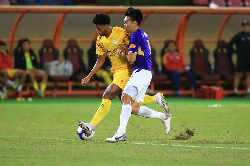 ha noi vs pvf cand.jpg