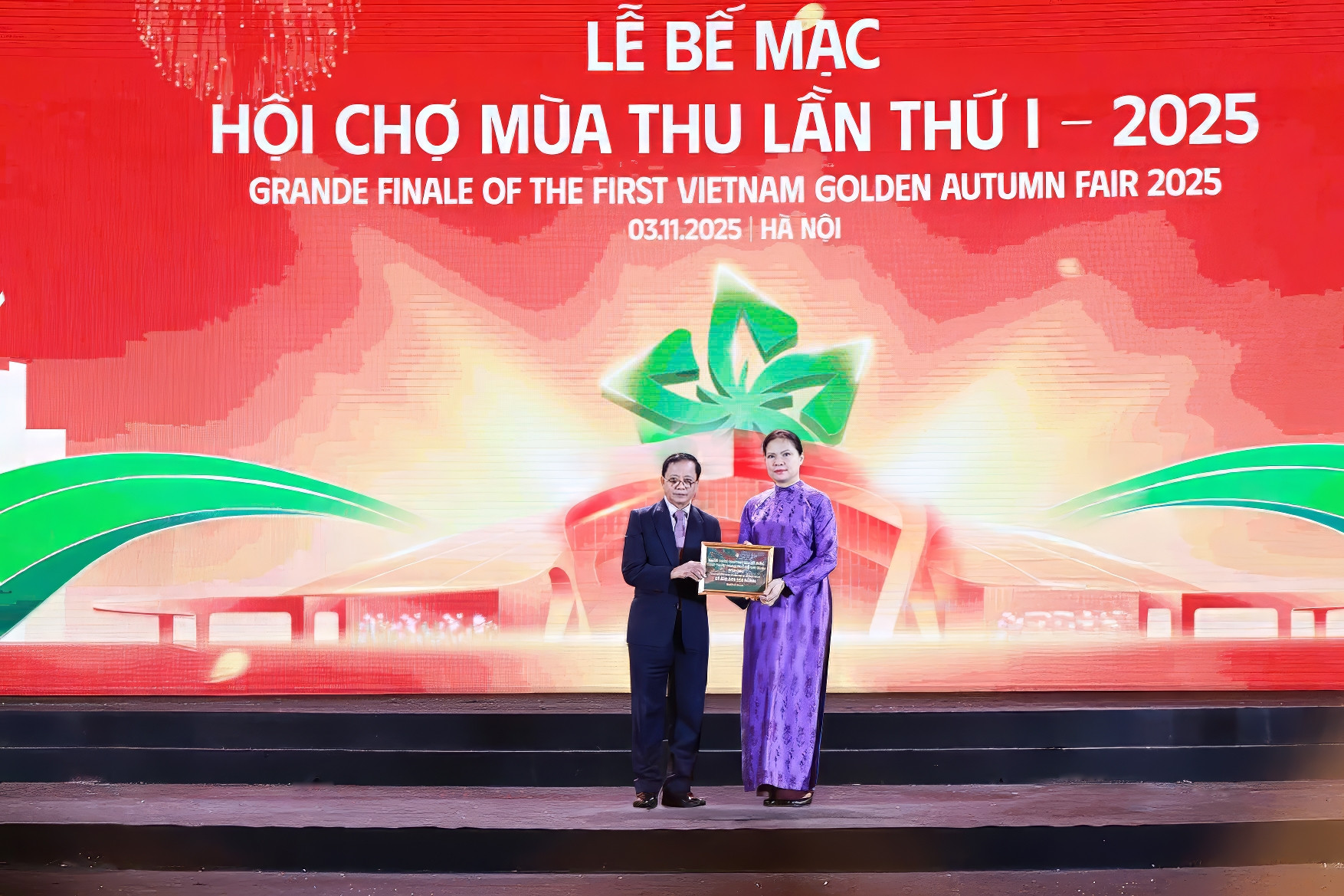 HDBank dành 10 tỷ đồng hỗ trợ đồng bào vùng bão lũ