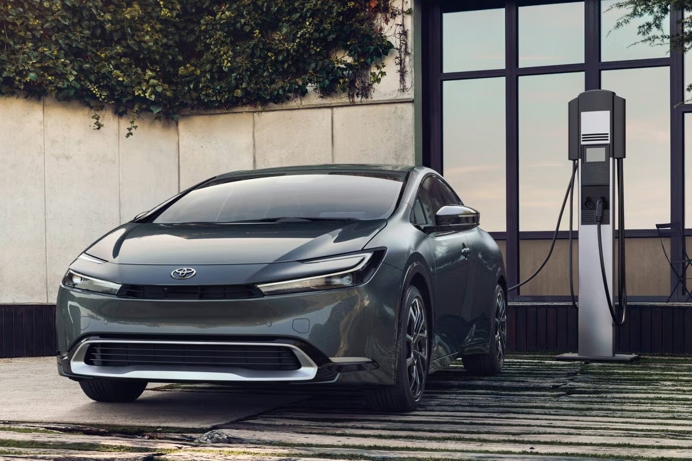 Kết quả giật mình về xe hybrid sạc điện ngoài PHEV, thêm dòng xe mới thay thế