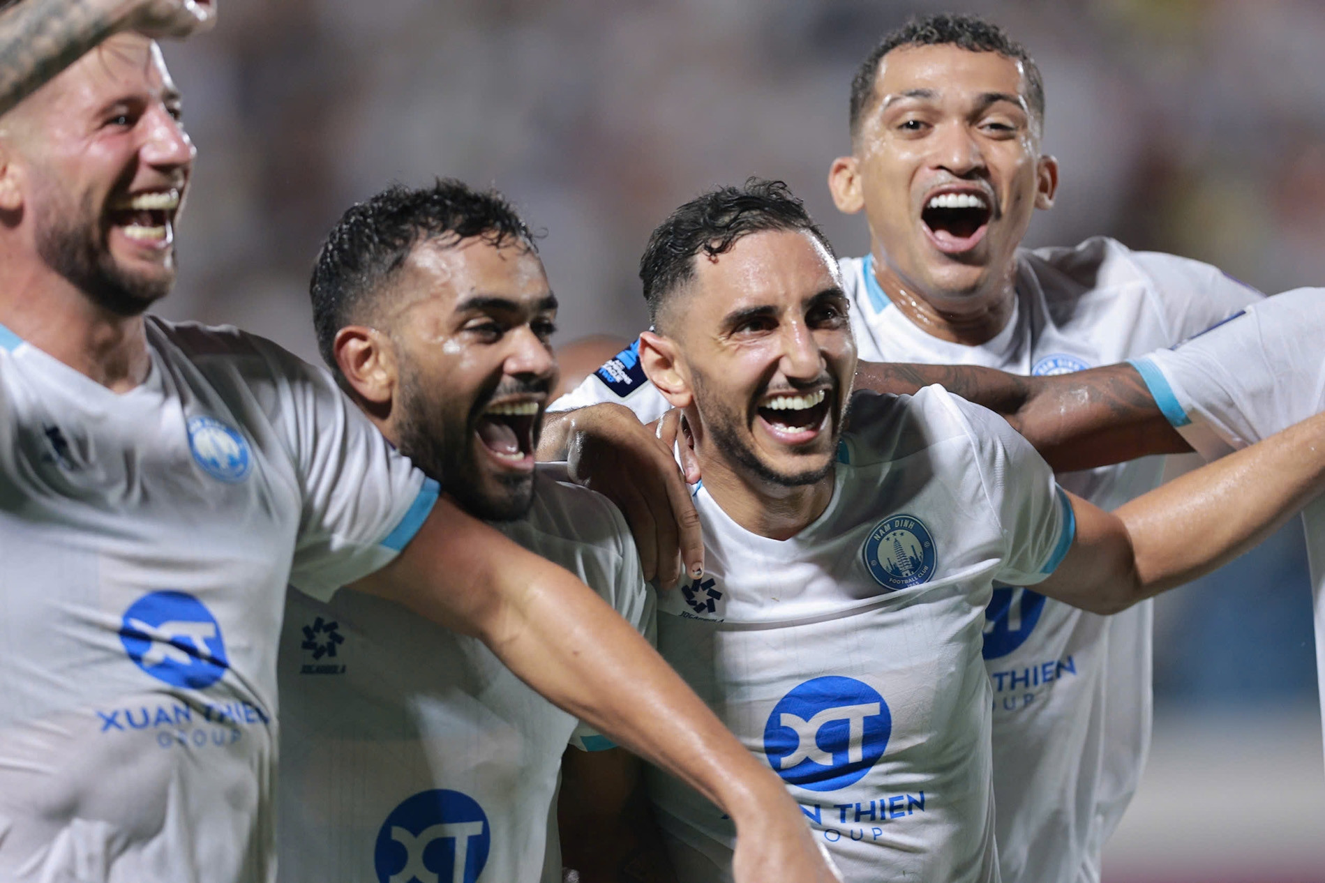 Nam Định vs Gamba Osaka: Kiếm điểm sân nhà