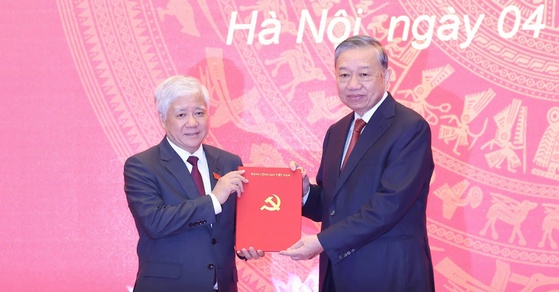Ông Đỗ Văn Chiến giữ chức Phó bí thư thường trực Đảng ủy Quốc hội