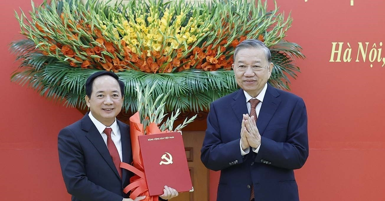 Ông Trịnh Văn Quyết giữ chức Trưởng Ban Tuyên g...