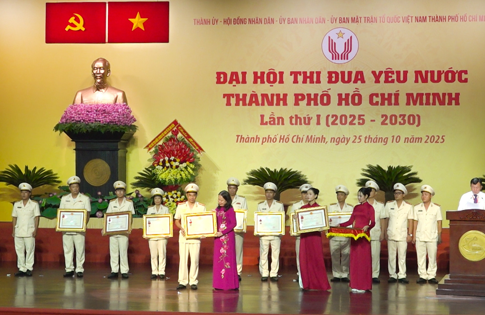 Phát huy sức mạnh thi đua yêu nước, vì một TPHCM văn minh, hiện đại, nghĩa tình