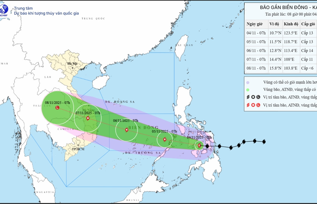 Tâm bão Kalmaegi có thể trải rộng Quảng Ngãi - Đắk Lắk, đổ bộ rất mạnh