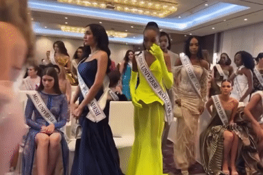 Thí sinh Miss Universe 2025 bật khóc, bỏ về sau khi bị ông Nawat mắng thẳng mặt