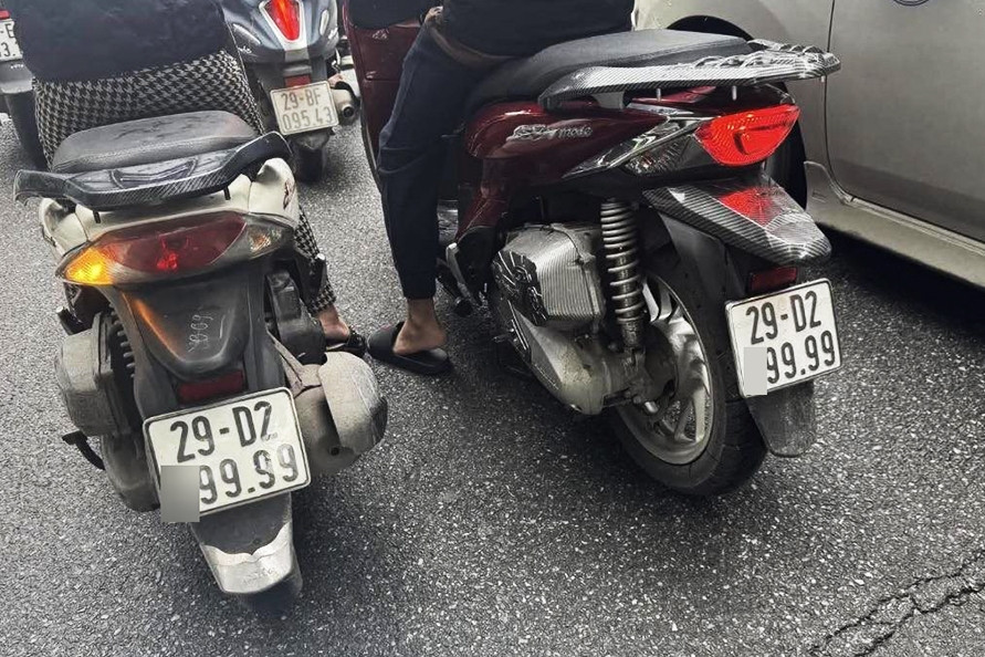 Xác minh 2 xe SH trùng biển số có tứ quý 9 ở Hà Nội