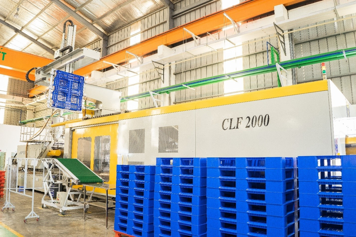 Giải pháp nhựa công nghiệp bền vững cho sản xuất và logistics