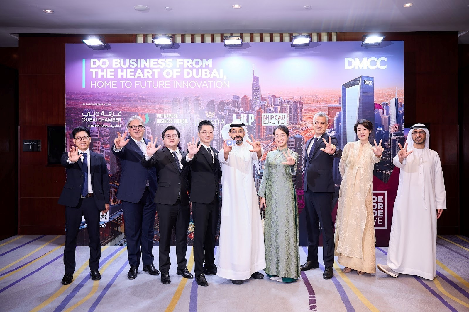 Chuỗi sự kiện Việt - Dubai: Hành trình kết nối 2 trung tâm thương mại của Jemmia