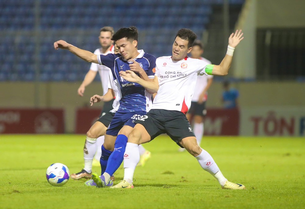 da nang vs ca tphcm.jpg