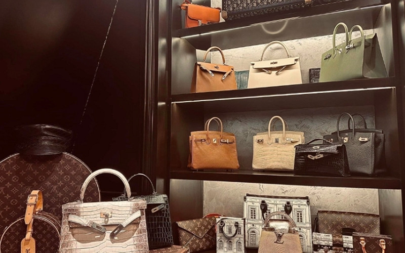 Đoàn Di Băng và cuộc sống xa hoa