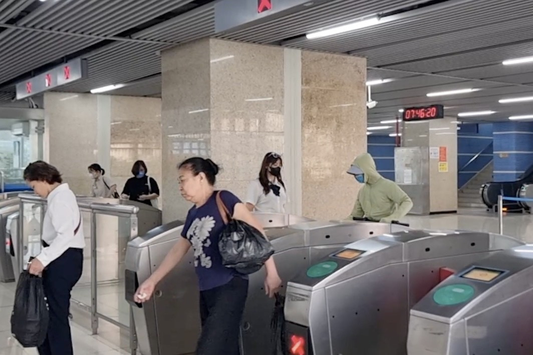 Hà Nội ứng dụng nhận diện sinh trắc học tại cửa soát vé metro