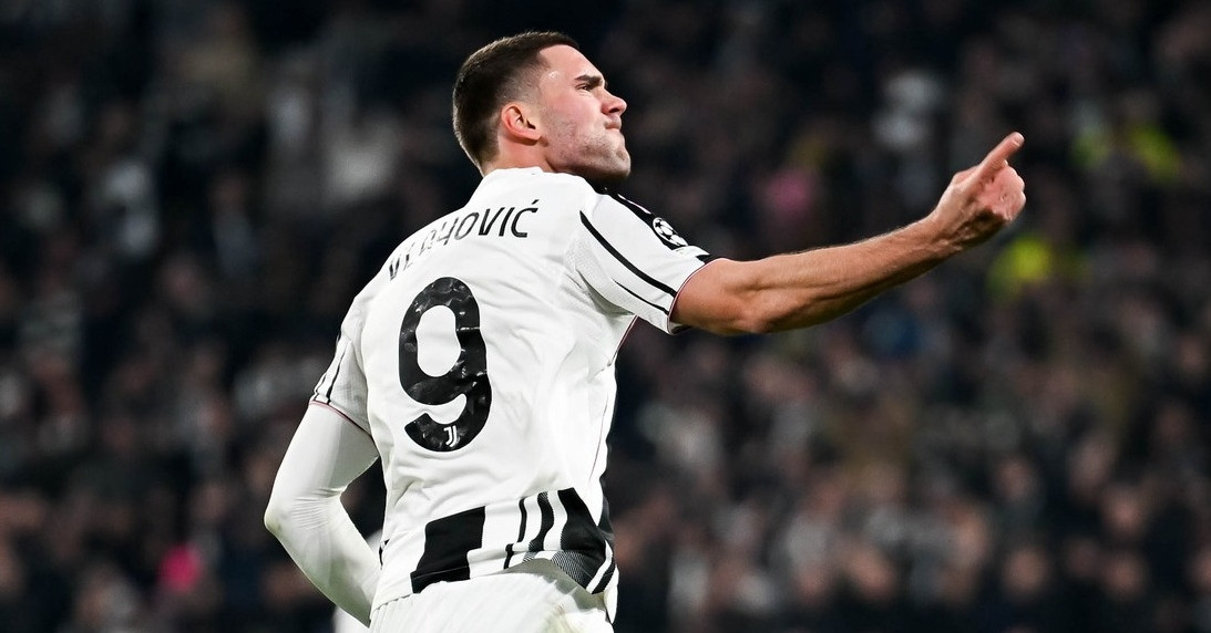 Juventus thoát thua Sporting trên sân nhà