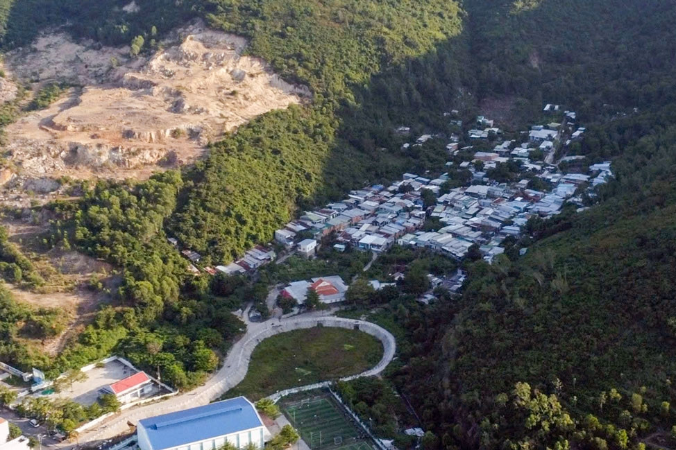 Khánh Hòa sơ tán 185 hộ dân vùng sạt lở tránh bão Kalmaegi