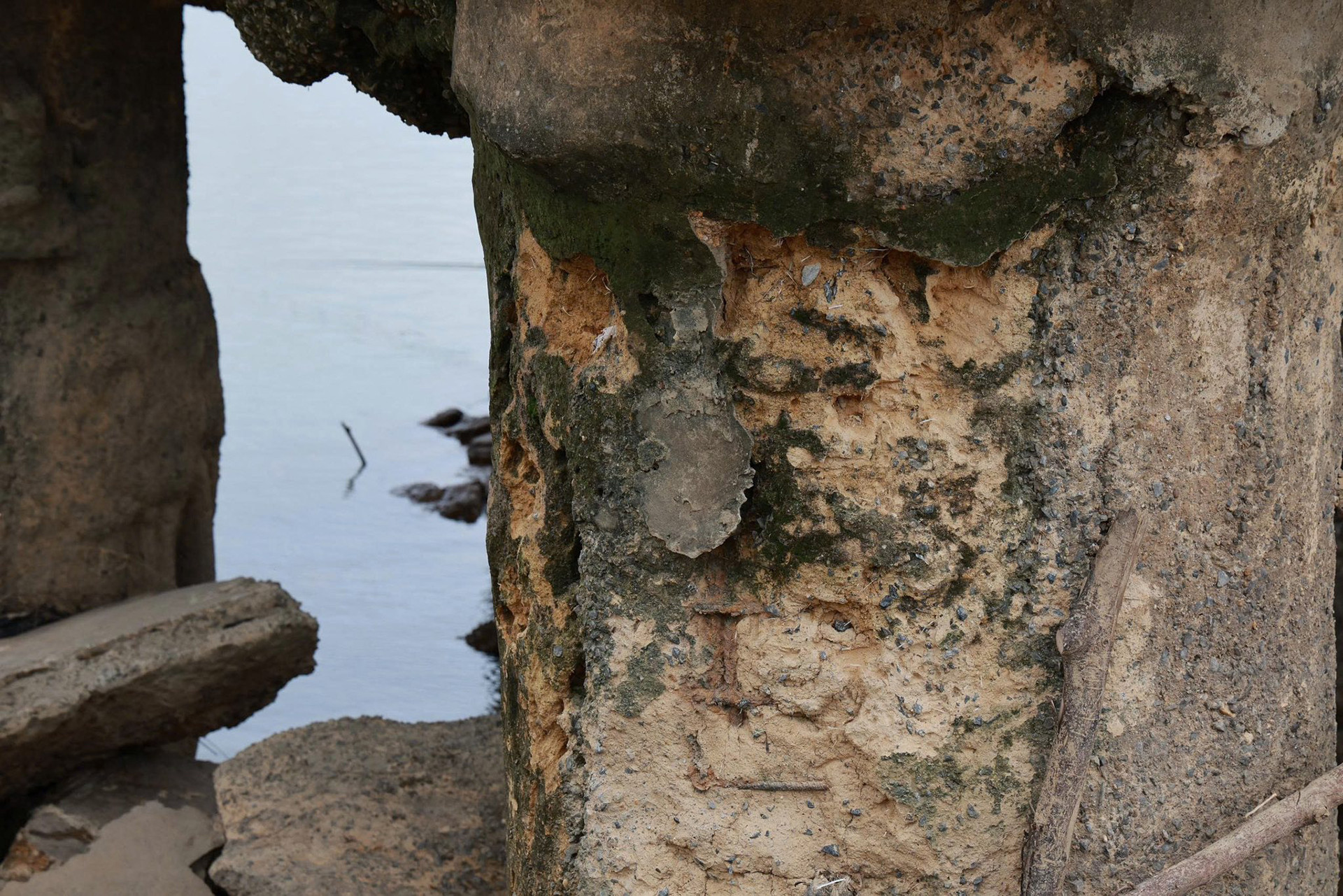 kt cau song lo 10.jpg