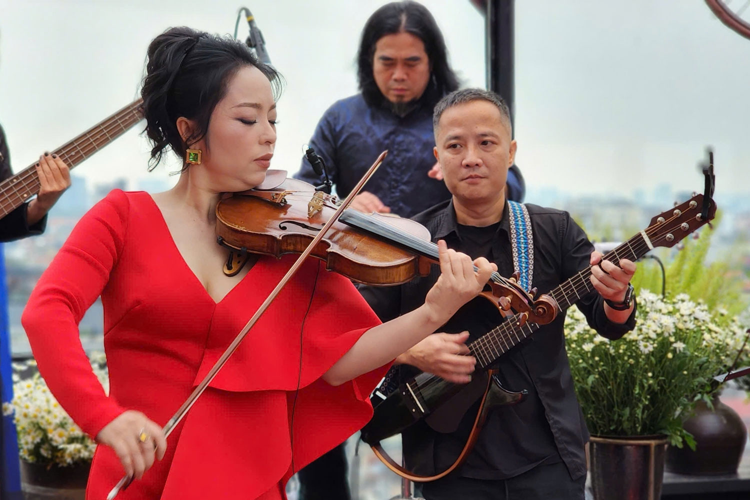 Nước đi ngược của nghệ sĩ violin Trịnh Minh Hiền