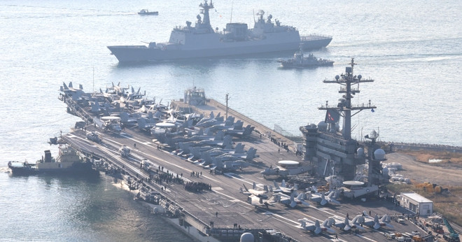 Tàu sân bay Mỹ lần đầu tới Hàn Quốc sau 8 tháng