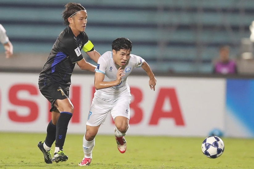 Trọng tài 'mờ mắt', Nam Định thua đau đội bóng Nhật Bản