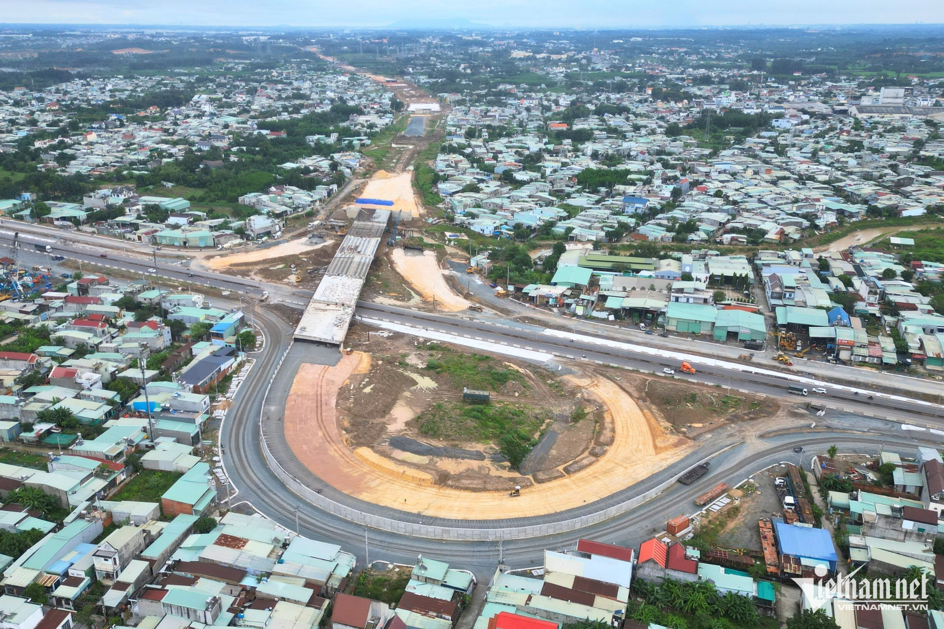 W-cao toc bien hoa vung tau15.jpg