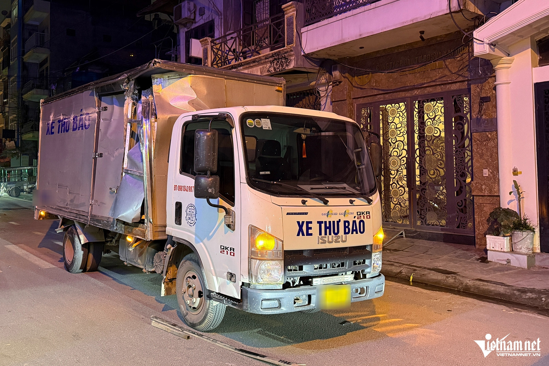 Bản tin trưa 6/11: Cảnh sát truy tìm tài xế ô tô tải đâm hàng loạt xe ở Hà Nội