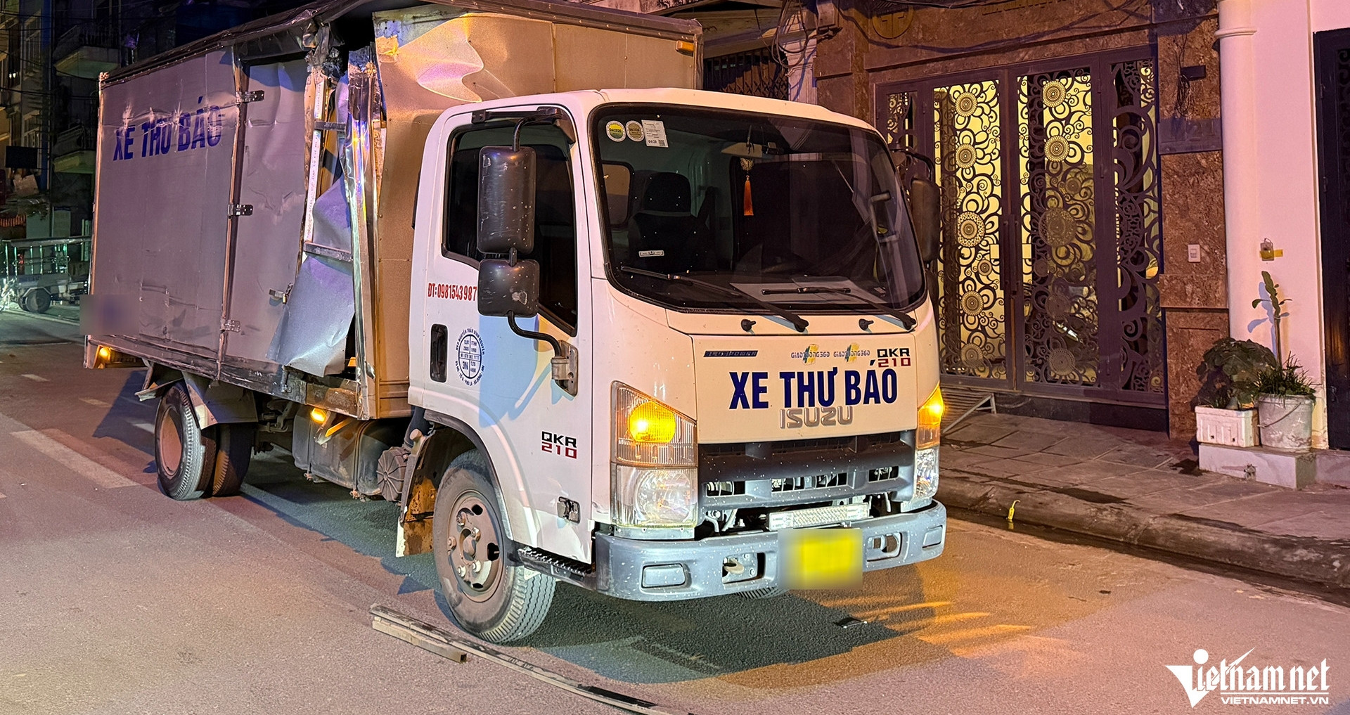 Bản tin trưa 6/11: Cảnh sát truy tìm tài xế ô tô tải đâm hàng loạt xe ở Hà Nội