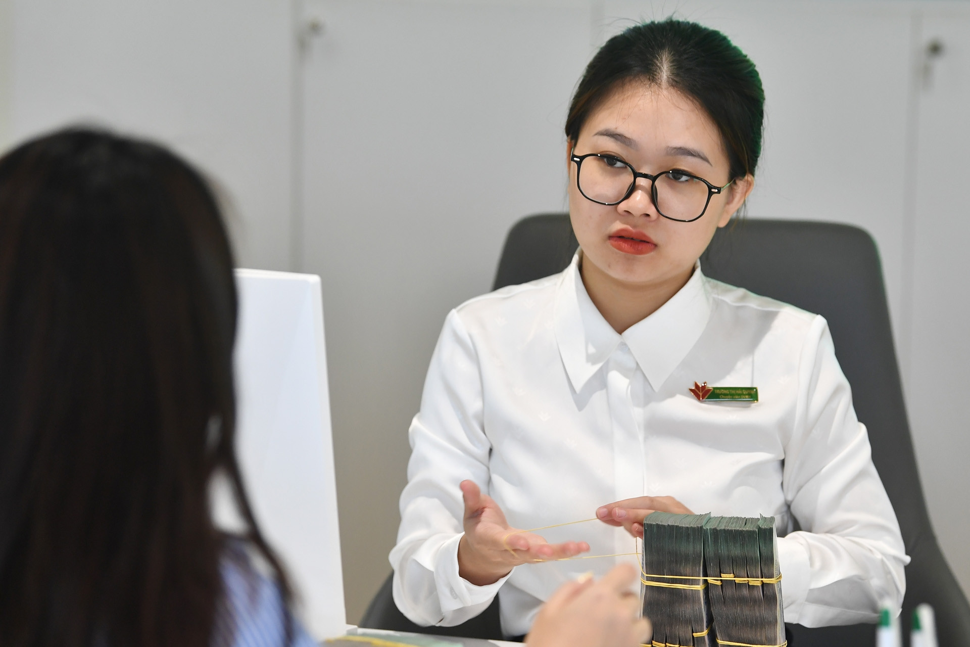 Lãi suất ngân hàng hôm nay 6/11/2025: Dồn dập tăng lãi suất huy động