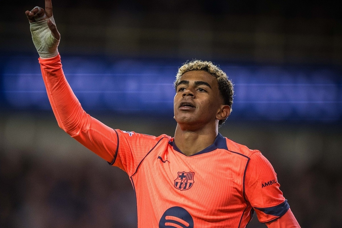 Lamine Yamal tức giận đáp trả, tuyên bố dậy sóng sau khi vẽ siêu phẩm