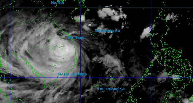 Bão số 13 Kalmaegi quét qua Tây Nguyên mạnh cấp 8-9 là hiếm gặp, mưa lớn còn tiếp diễn