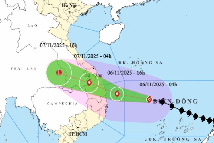 Bão số 13 Kalmaegi vẫn mạnh cấp 14, giật cấp 17, cách Quy Nhơn 310km