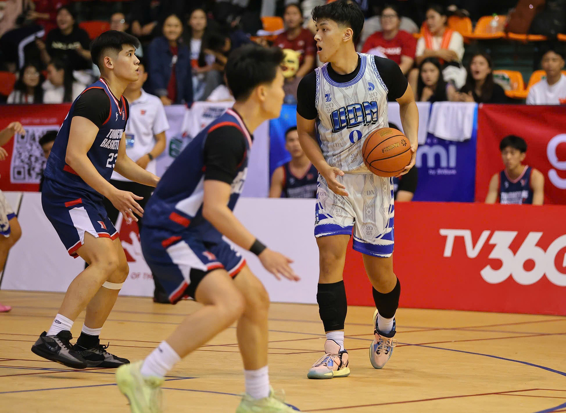 bong ro sinh vien 1.jpg