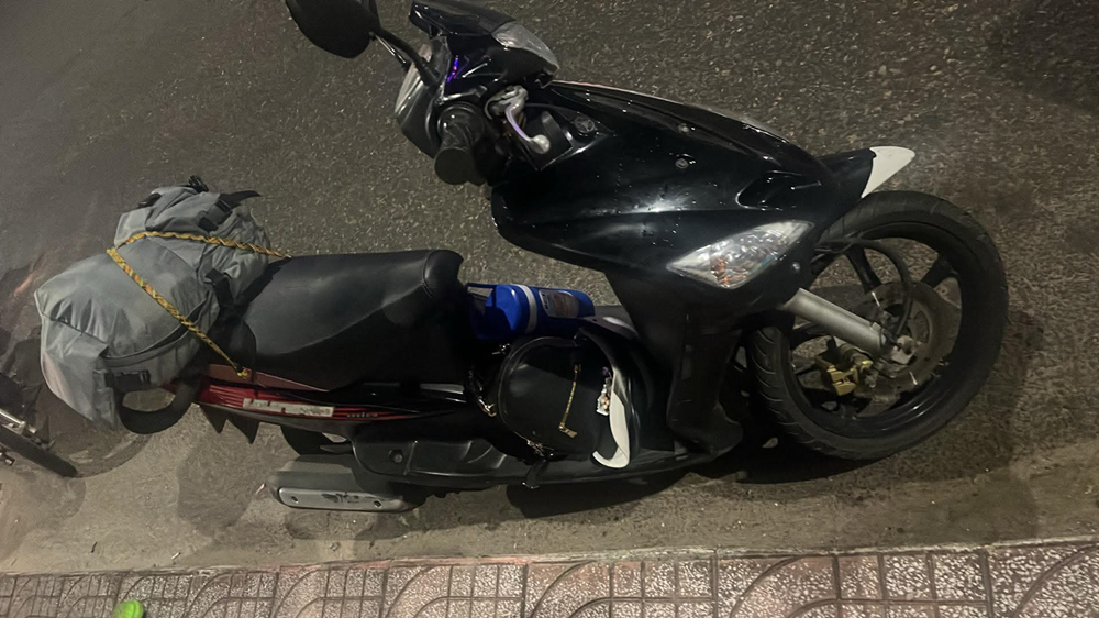 Clip “người hùng” lao xuống sông cứu người phụ nữ nhảy cầu Tân Lý trong đêm..png