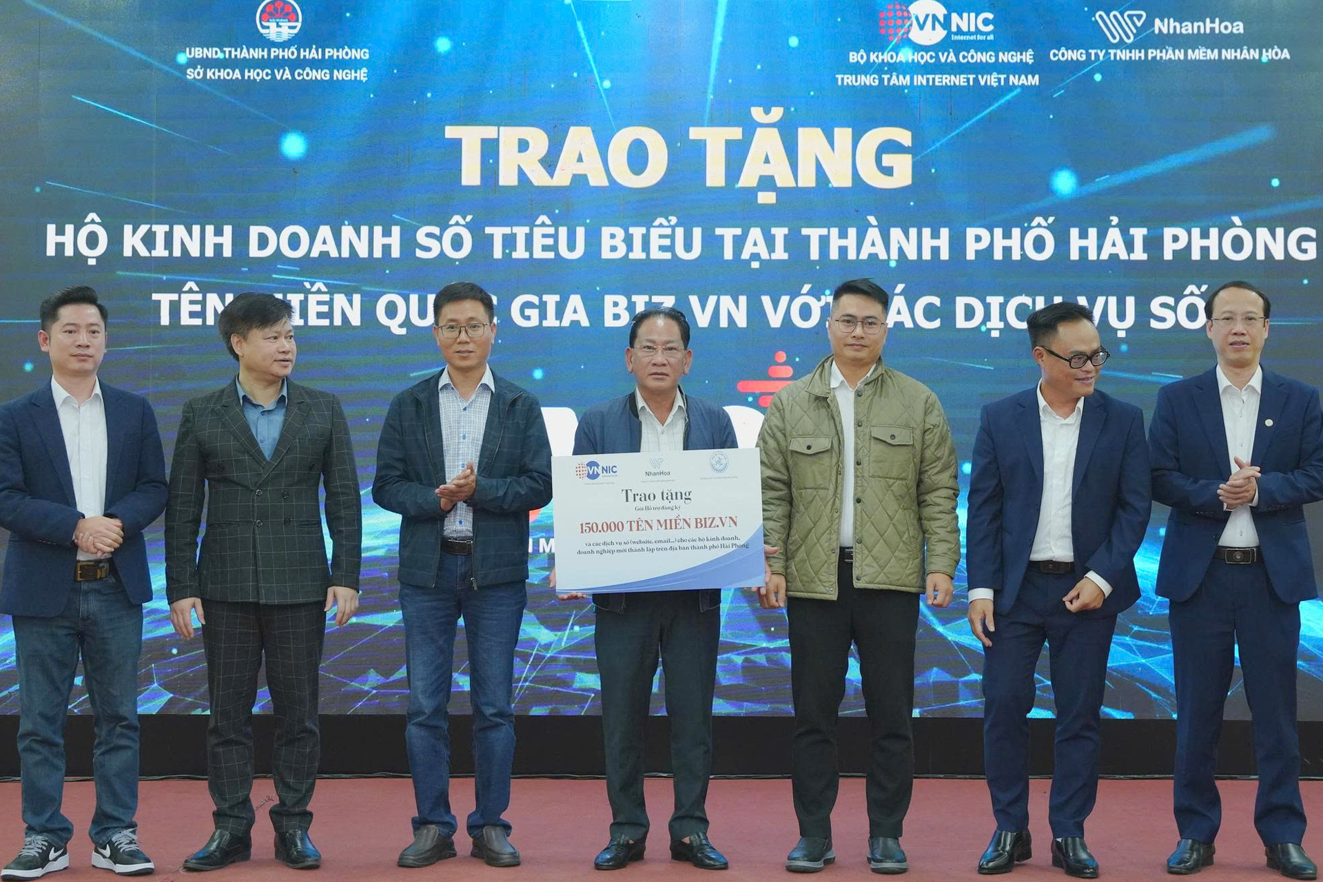 hien dien truc tuyen 0.jpg