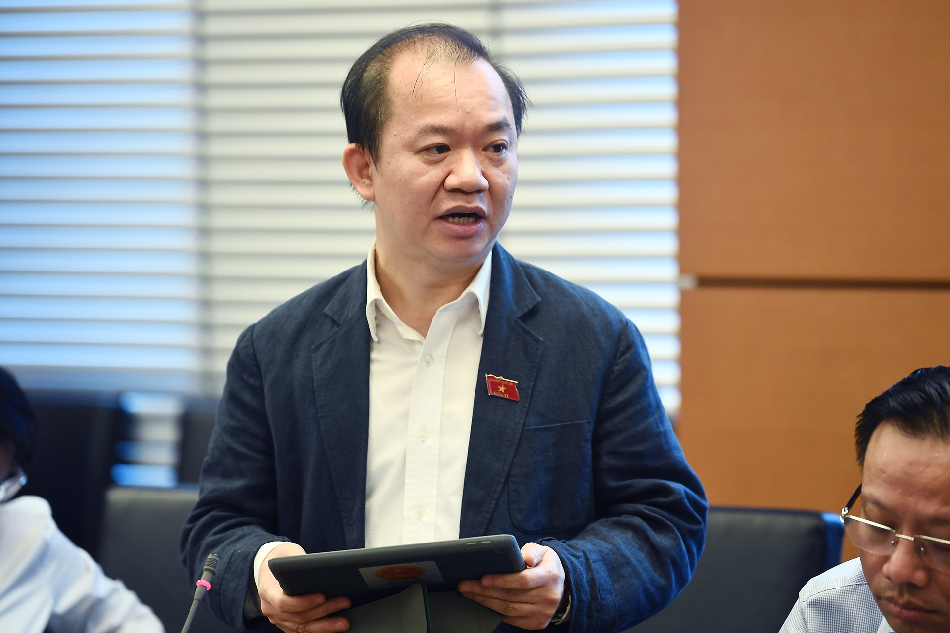 Không để nghệ sĩ Việt thành người cung cấp dữ liệu miễn phí cho AI nước ngoài