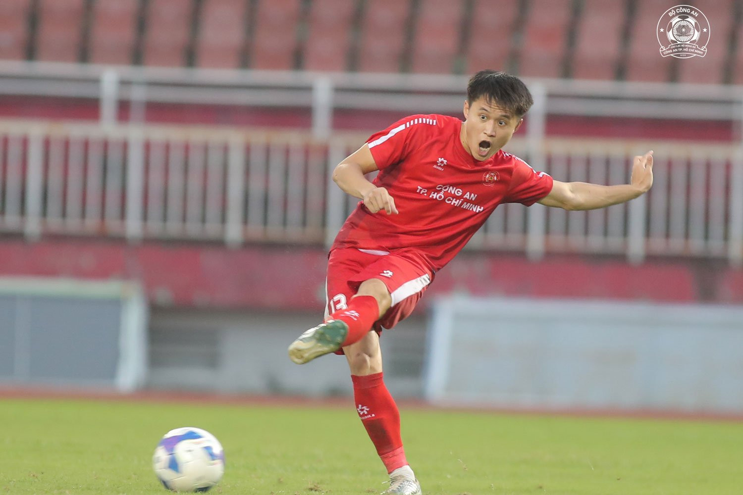 khong minh gia bao.jpg