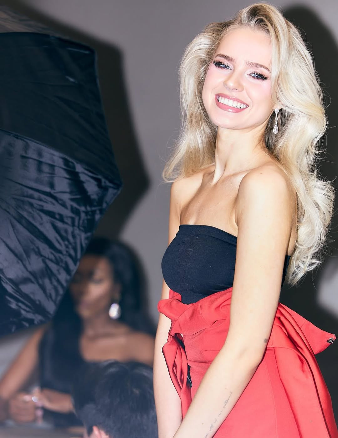 Hoa hậu Iceland Helena O’Connor