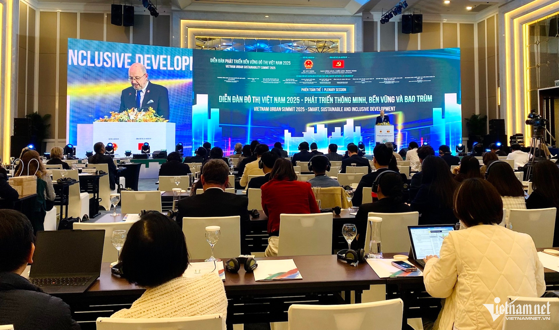 W-do thi thong minh vietnamnet.jpg