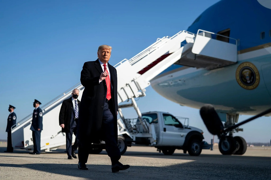 00trump logistics lwpk superJumbo.jpg