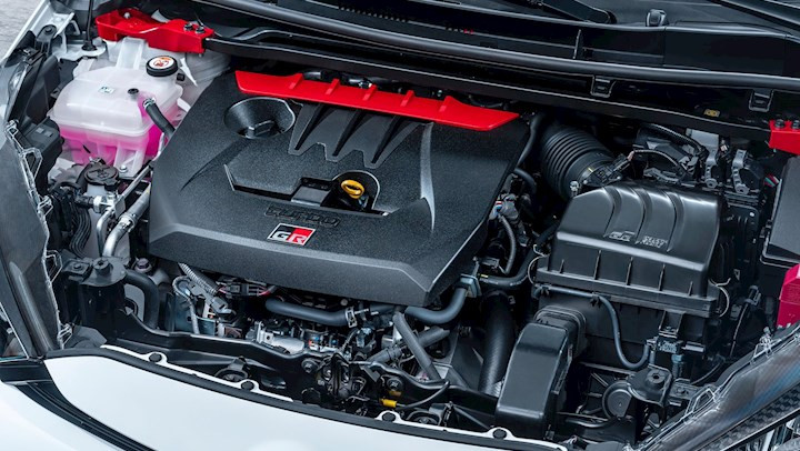 basic_three cylinder engine 03 copy.jpg