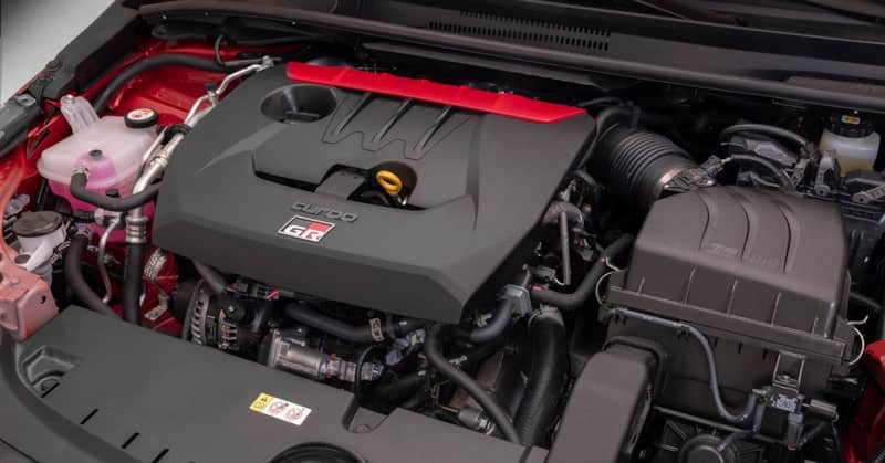 Động cơ 3 xi-lanh trên ô tô: Xu hướng tất yếu và những giới hạn khó tránh