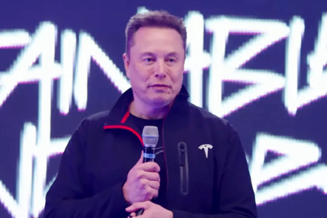 Elon Musk 'ẵm' gói lương gây chấn động 1.000 tỷ USD