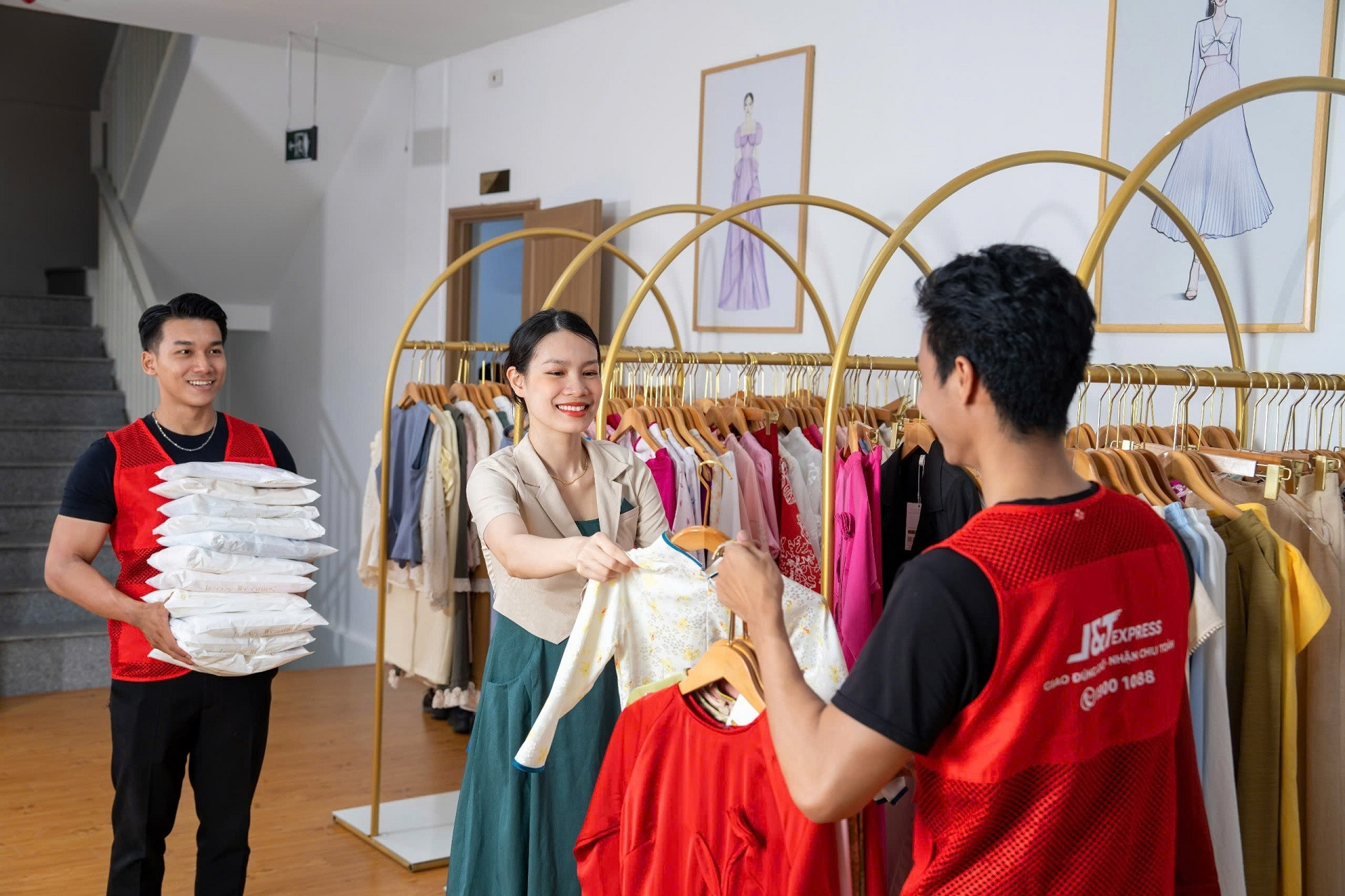 J&T Express tăng tốc hỗ trợ doanh nghiệp Việt mùa mua sắm cuối năm