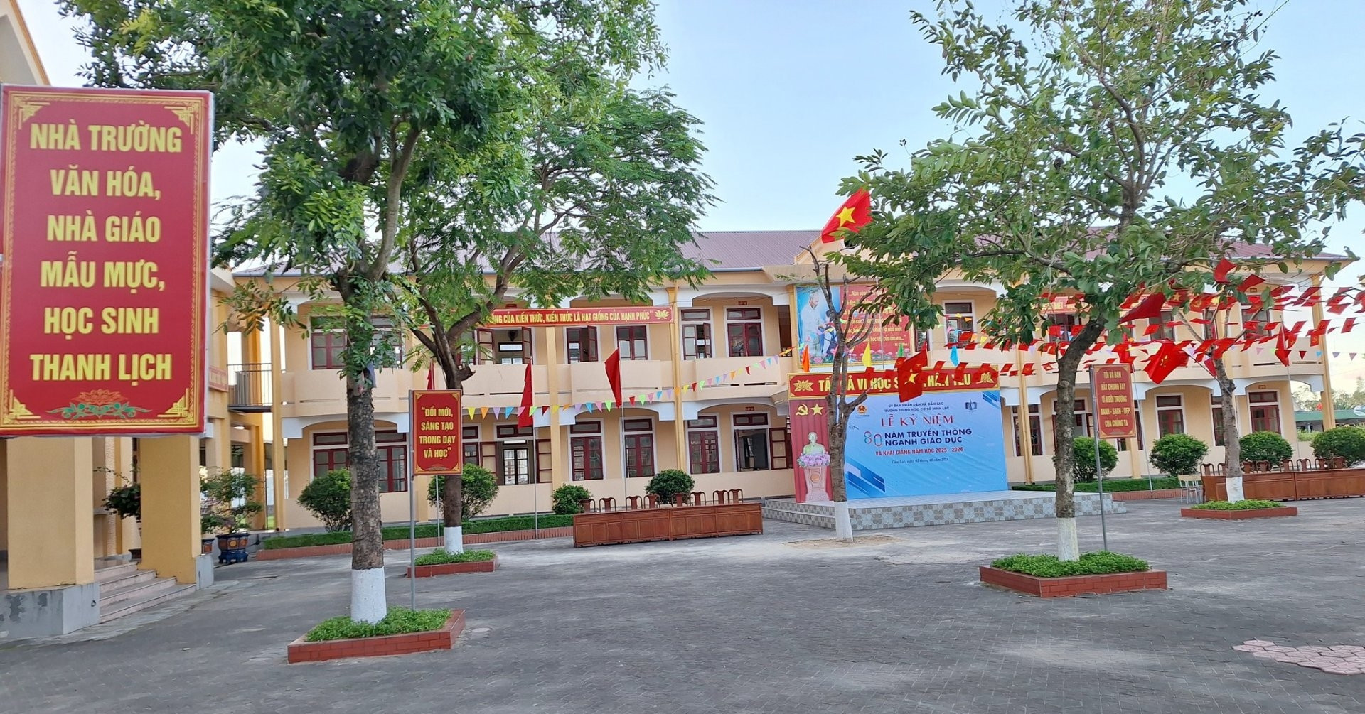 Nam sinh lớp 9 ở Hà Tĩnh bị học sinh lớp 11 đánh tử vong