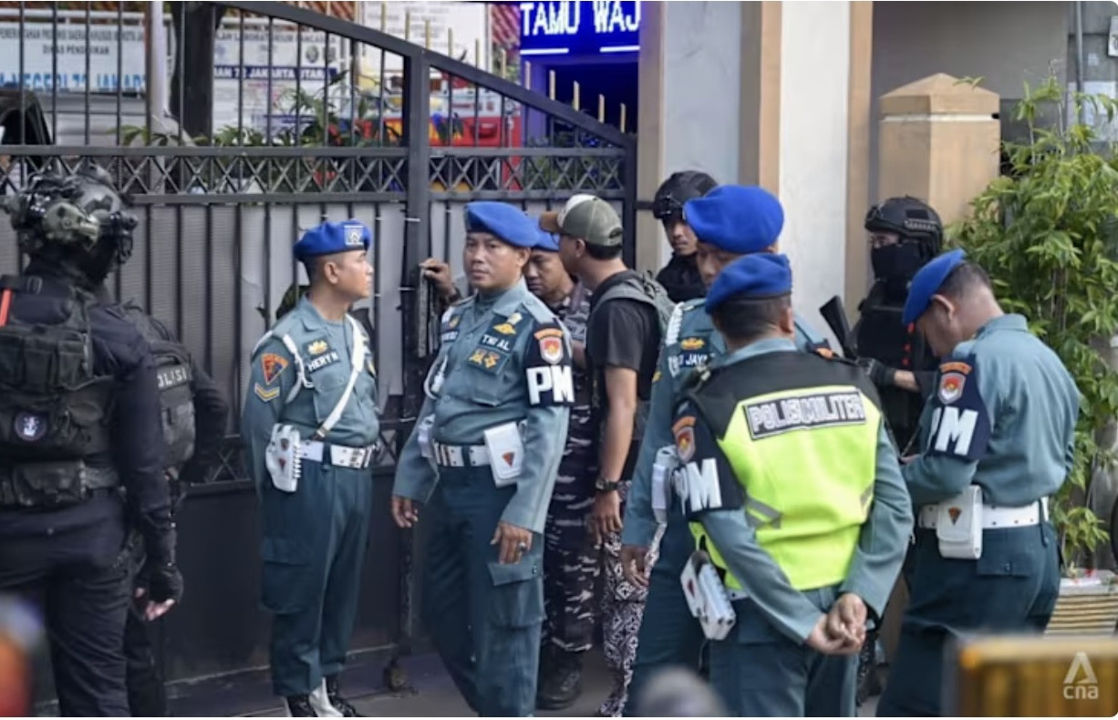 Nổ thánh đường Hồi giáo ở thủ đô Indonesia, nghi phạm là trẻ vị thành niên