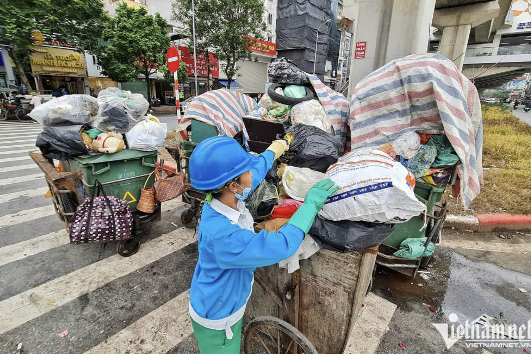 Phân loại rác tại nguồn: Hạ tầng thiếu đồng bộ, chưa theo kịp chủ trương