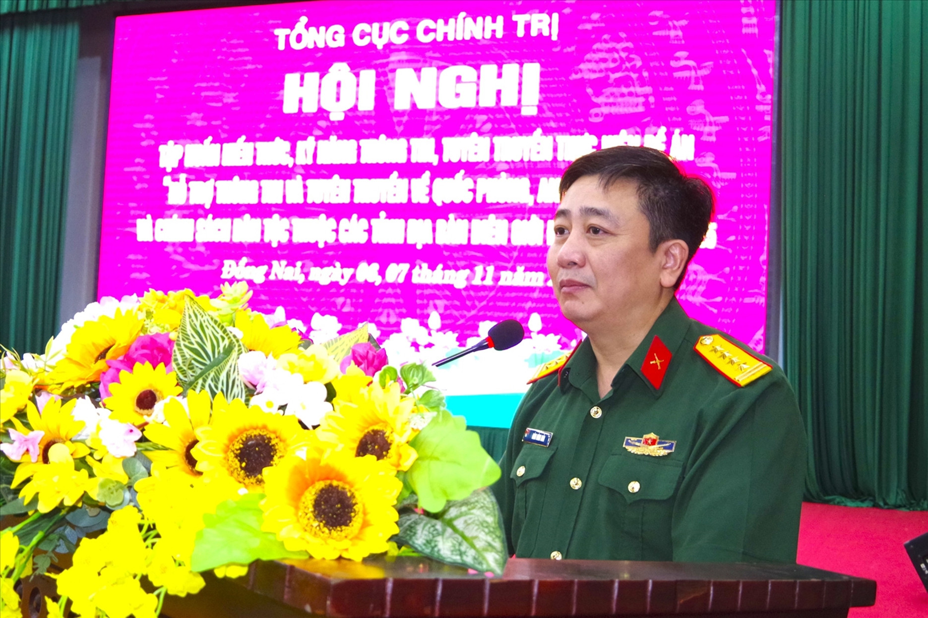 Tập huấn nâng cao chất lượng tuyên truyền về quốc phòng, an ninh, dân tộc và chính sách dân tộc