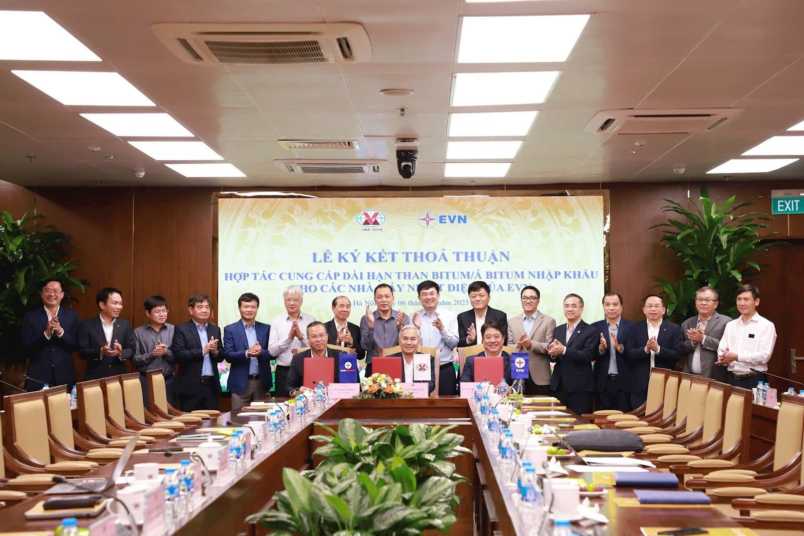 Thỏa thuận cung cấp than nhập khẩu cho các nhà máy nhiệt điện thuộc EVN