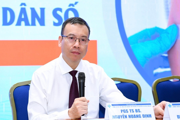 Từ bác sĩ tốt nghiệp loại giỏi đến giáo sư chuyên ngành phẫu thuật tim