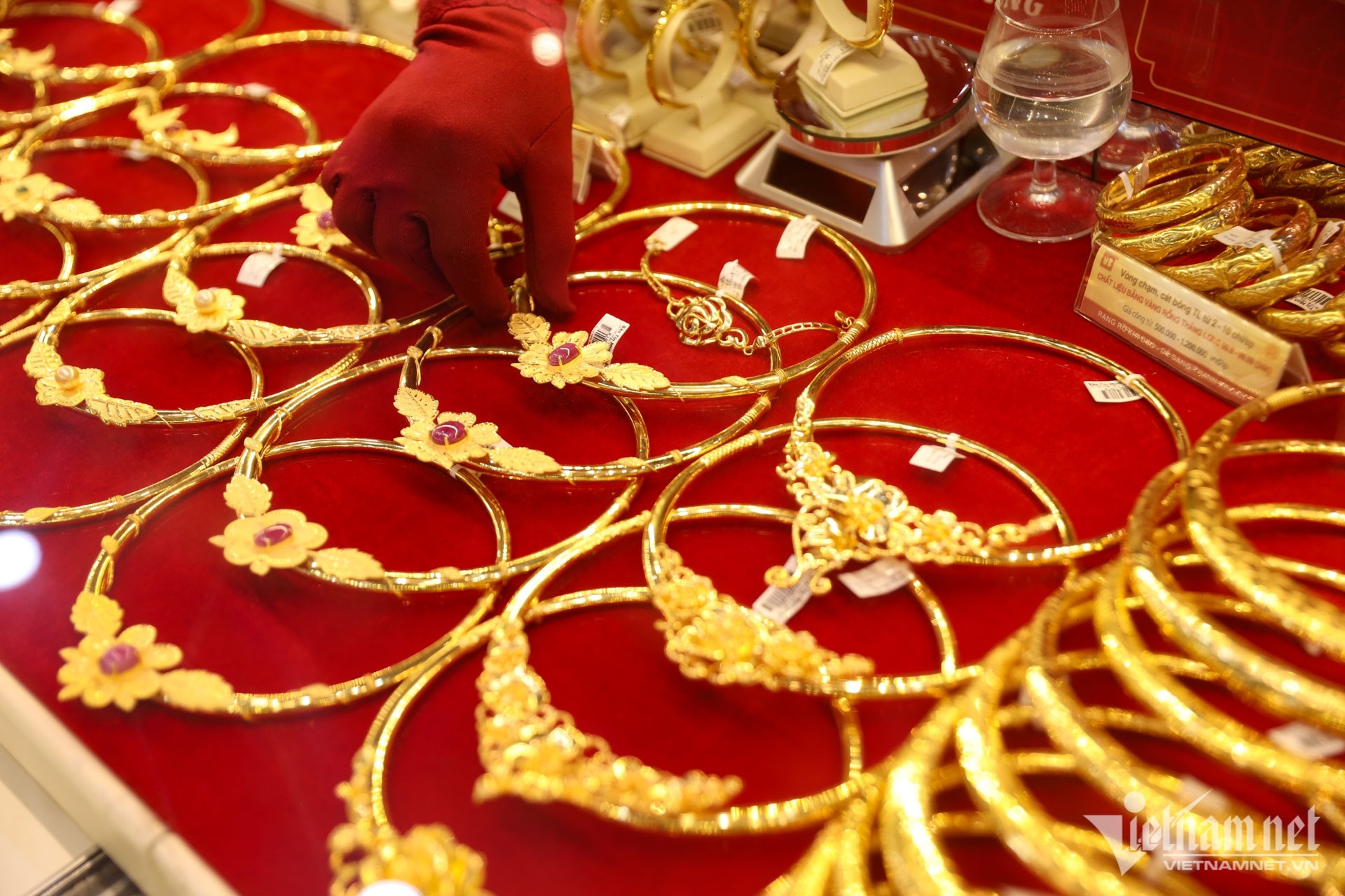 vàng - Chí Hiếu (15).jpg